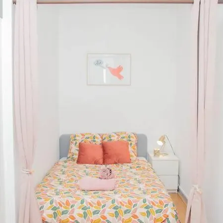 Le Moineau -poterne -parking Gratuit -calme-centre Apartment Valenciennes